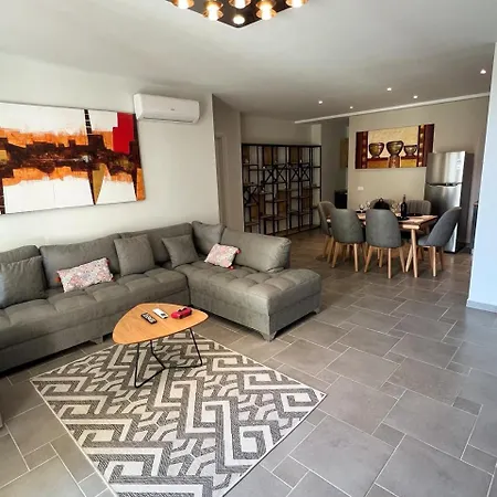 Sea View Penthouse Apartmán