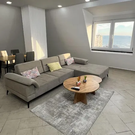 Sea View Penthouse Durrës
